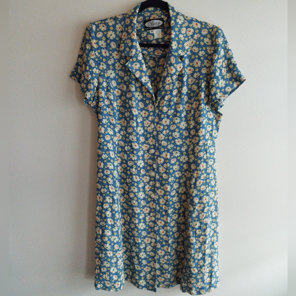 Clues Collections Vintage Blue Daisey Print Button Front Midi Dress